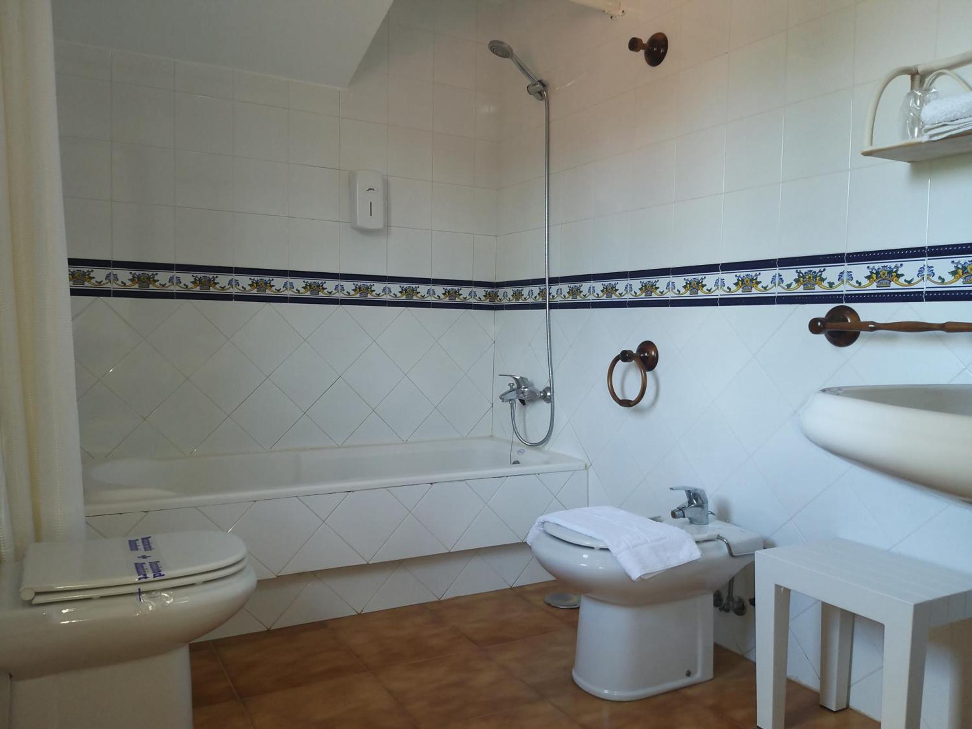 Hostal Restaurante O'Cadaval Frades Zimmer foto